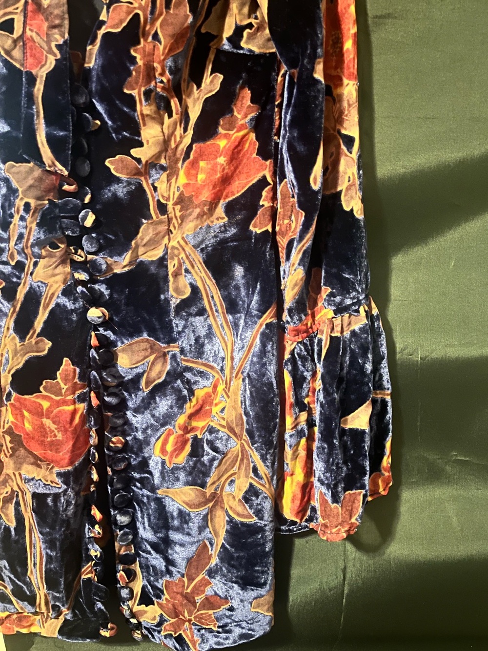 Rat and boa Navy Velvet Floral Button-Front mini dress - Picture 5 of 6